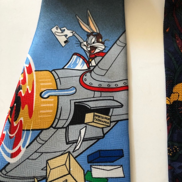 Looney Tune, Winnie the Pooh, Disney Tie Bundle - Picture 2 of 8